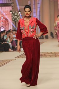 Hajra Hayat Telenor Bridal Couture Week  Collection