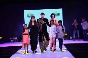 Rajneesh Duggal Rahul Roy With Archana Kochhar