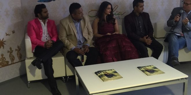 Producer Sachin Joshi Director Sanjay Gupta And Actress Aishwarya Rai Bachchan.