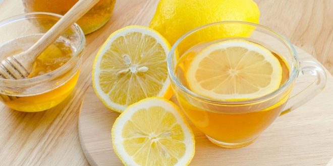 Homemade Lemon and Honey Face Mask